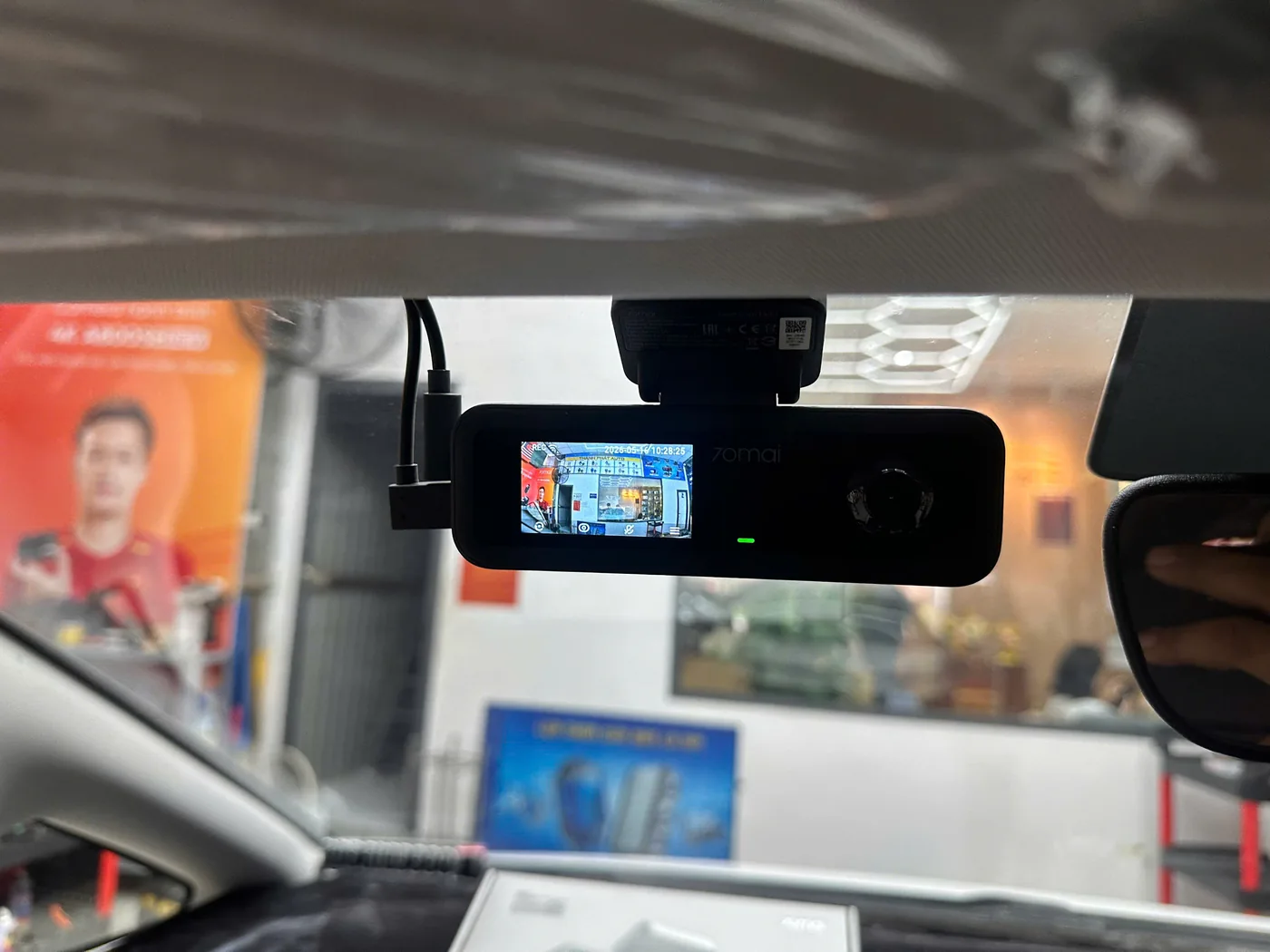 Camera hành trình 70mai đã được lắp đặt thực tế trong xe tại Thành Phát Auto